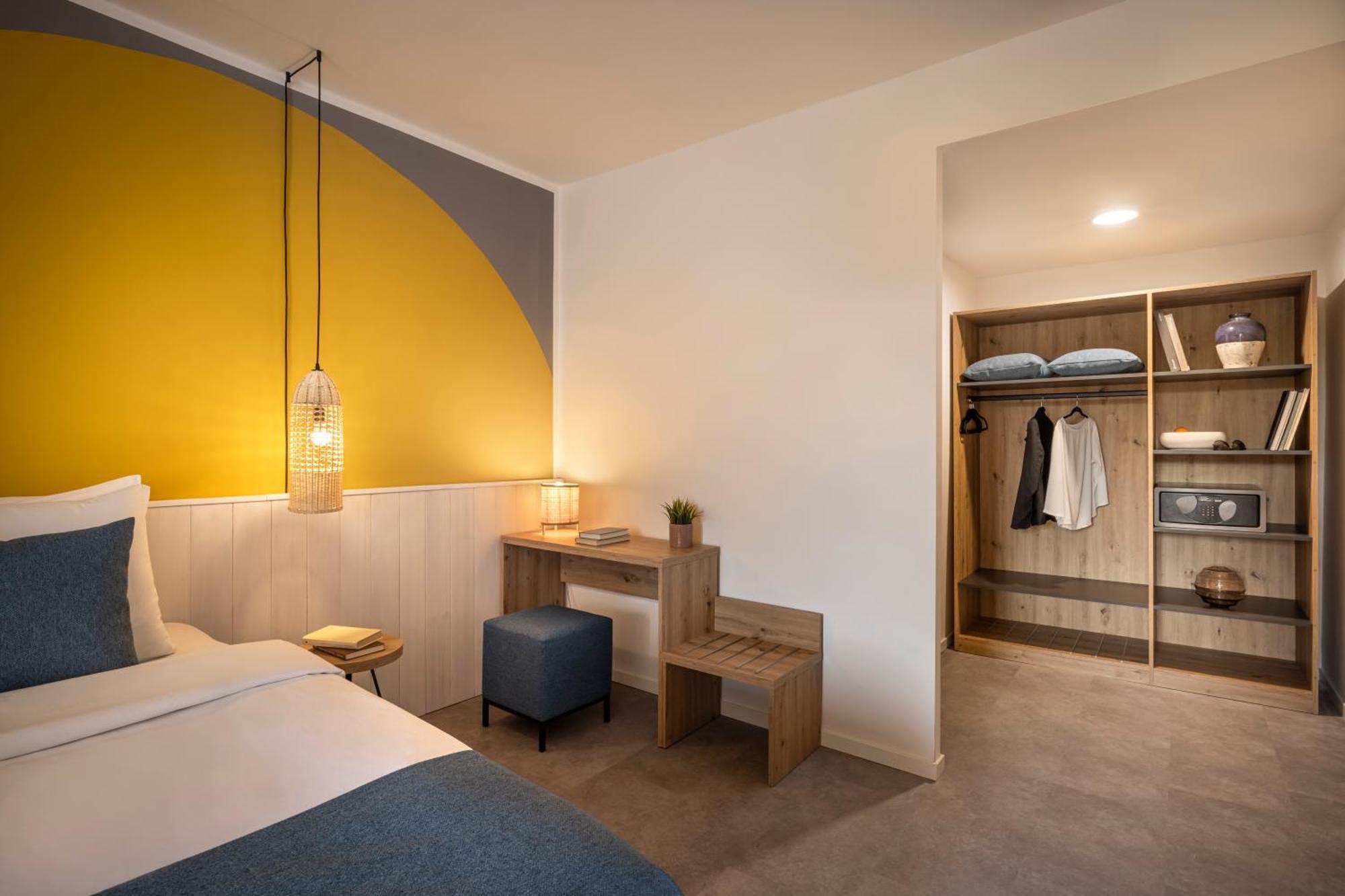 Sunny Baska Hotel By Valamar, Ex Corinthia Ruang foto