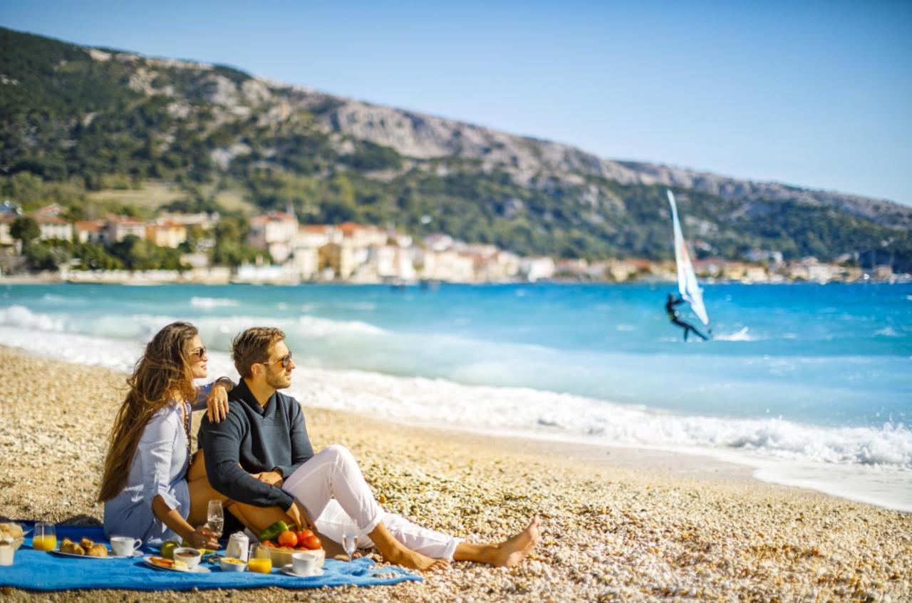 Sunny Baska Hotel By Valamar, Ex Corinthia Bagian luar foto