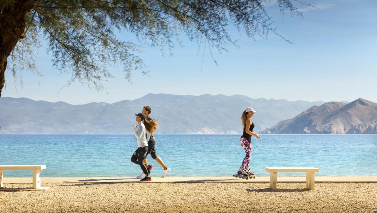 Sunny Baska Hotel By Valamar, Ex Corinthia Bagian luar foto